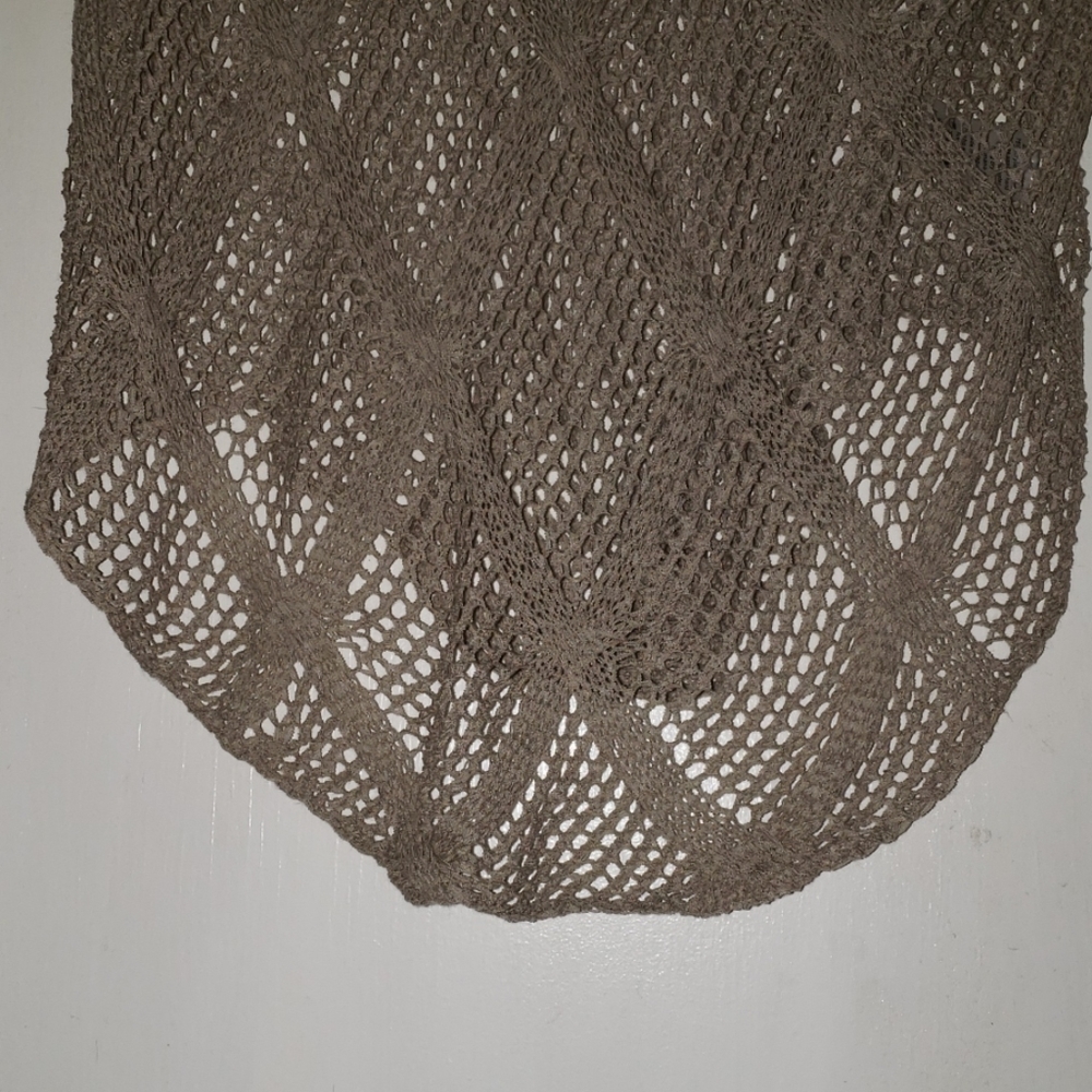 Sweater - Picture 4 of 4